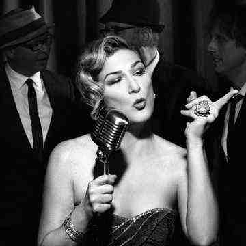 Ana Gasteyer